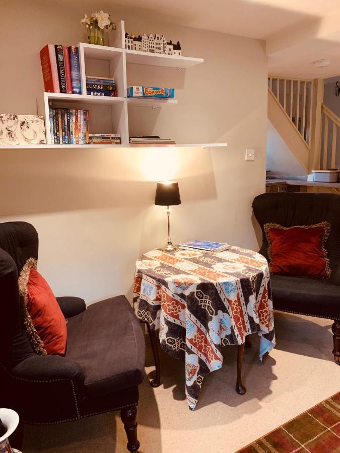 Bootmenders B&B Petersfield Extérieur photo