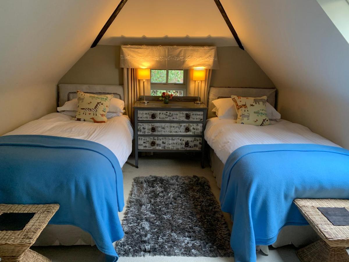 Bootmenders B&B Petersfield Extérieur photo