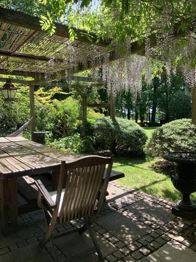 Bootmenders B&B Petersfield Extérieur photo