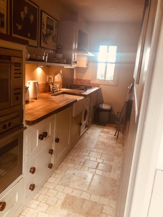 Bootmenders B&B Petersfield Extérieur photo